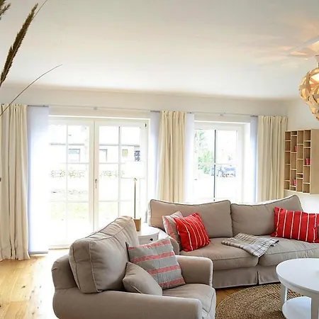- Dns10065-rya Apartament *